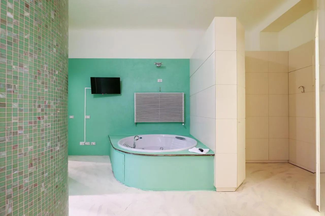 Apartment Prestige Boutique Homes - Garden & Pool Milan