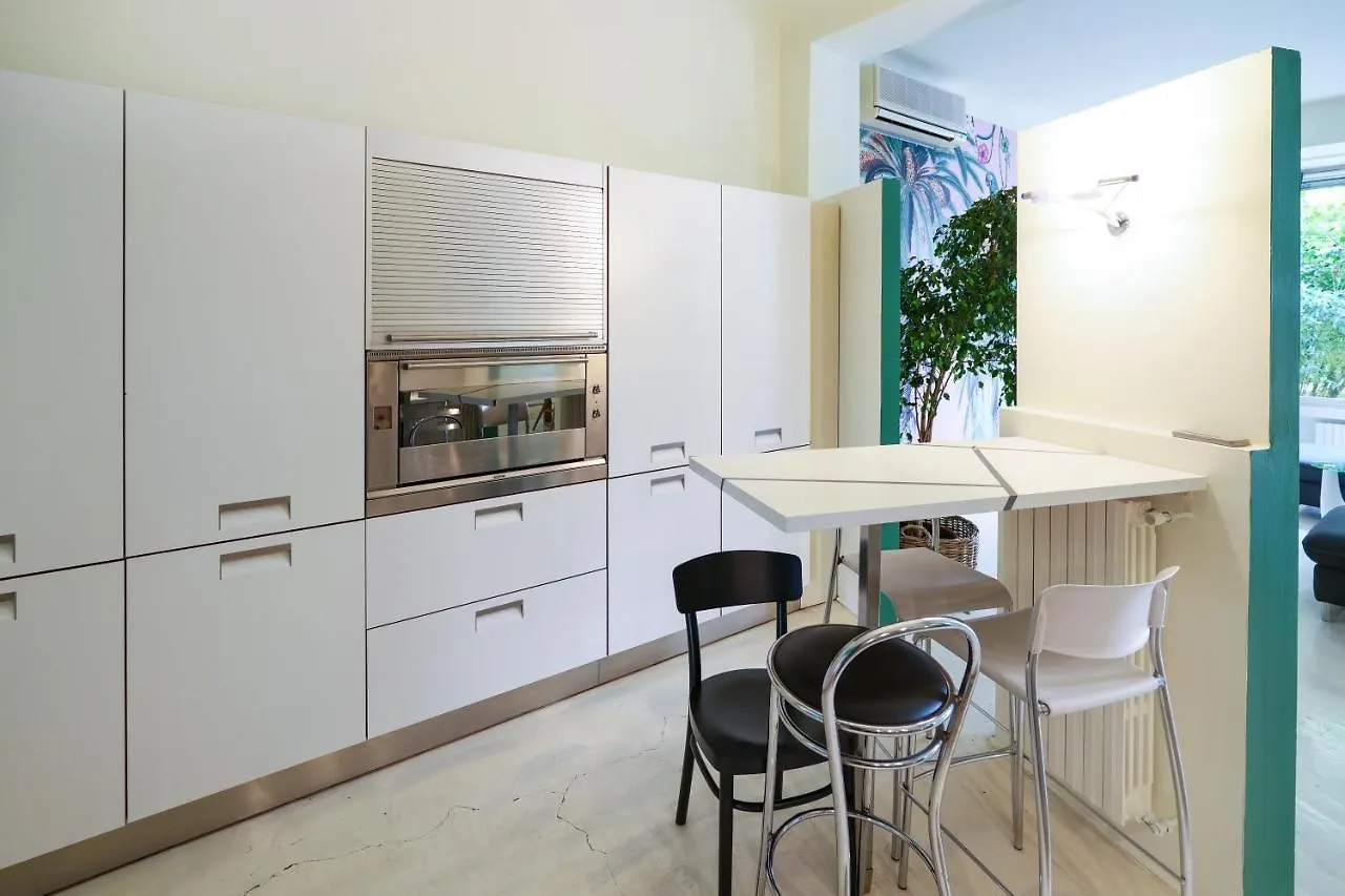 Apartment Prestige Boutique Homes - Garden & Pool Milan Italy