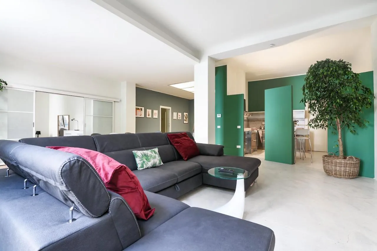Prestige Boutique Homes - Garden & Pool Milan Italy