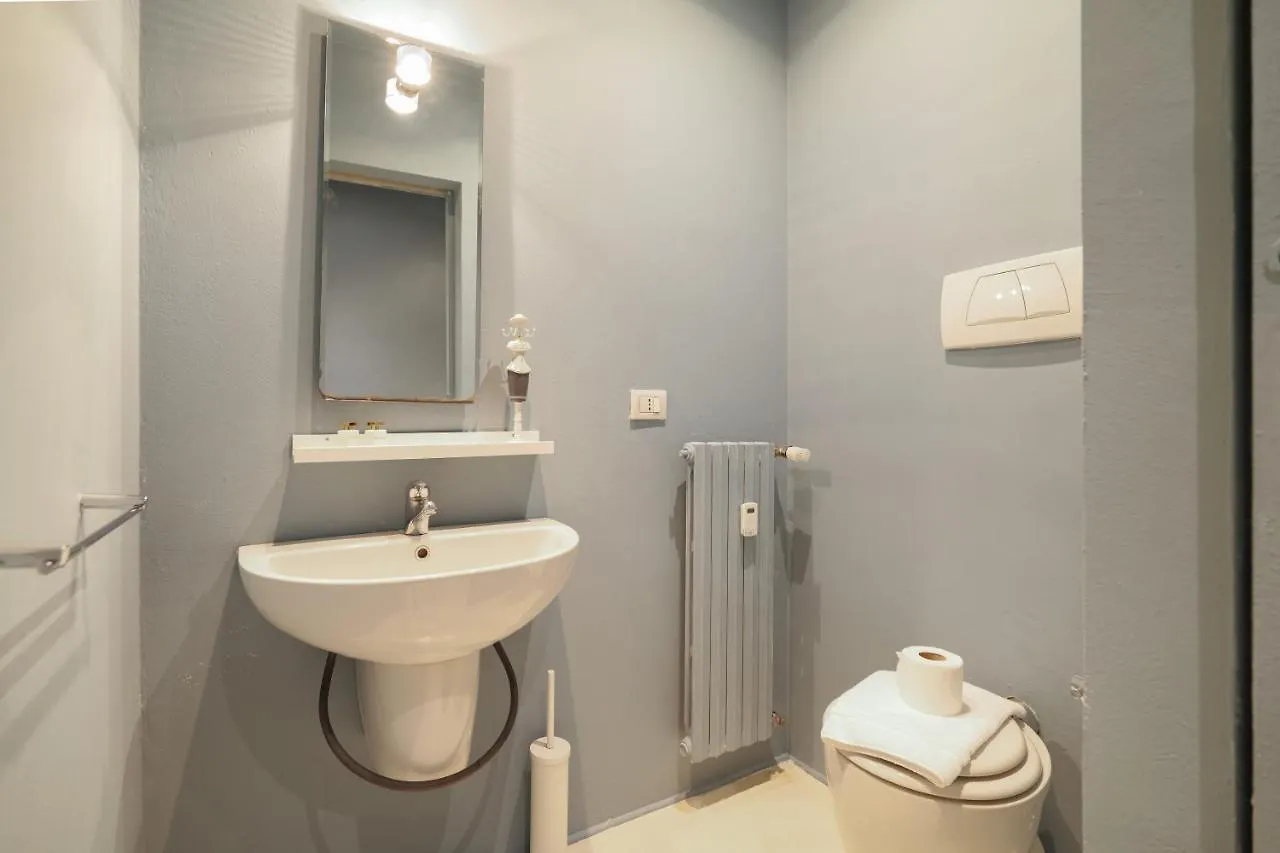 Apartment Prestige Boutique Homes - Garden & Pool Milan Italy